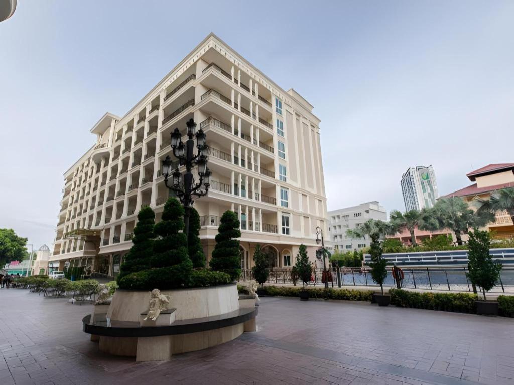 Lk Celestite Pattaya Exterior foto