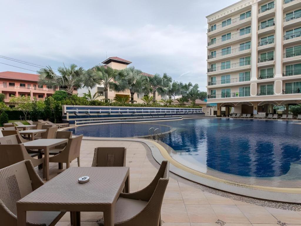 Lk Celestite Pattaya Exterior foto