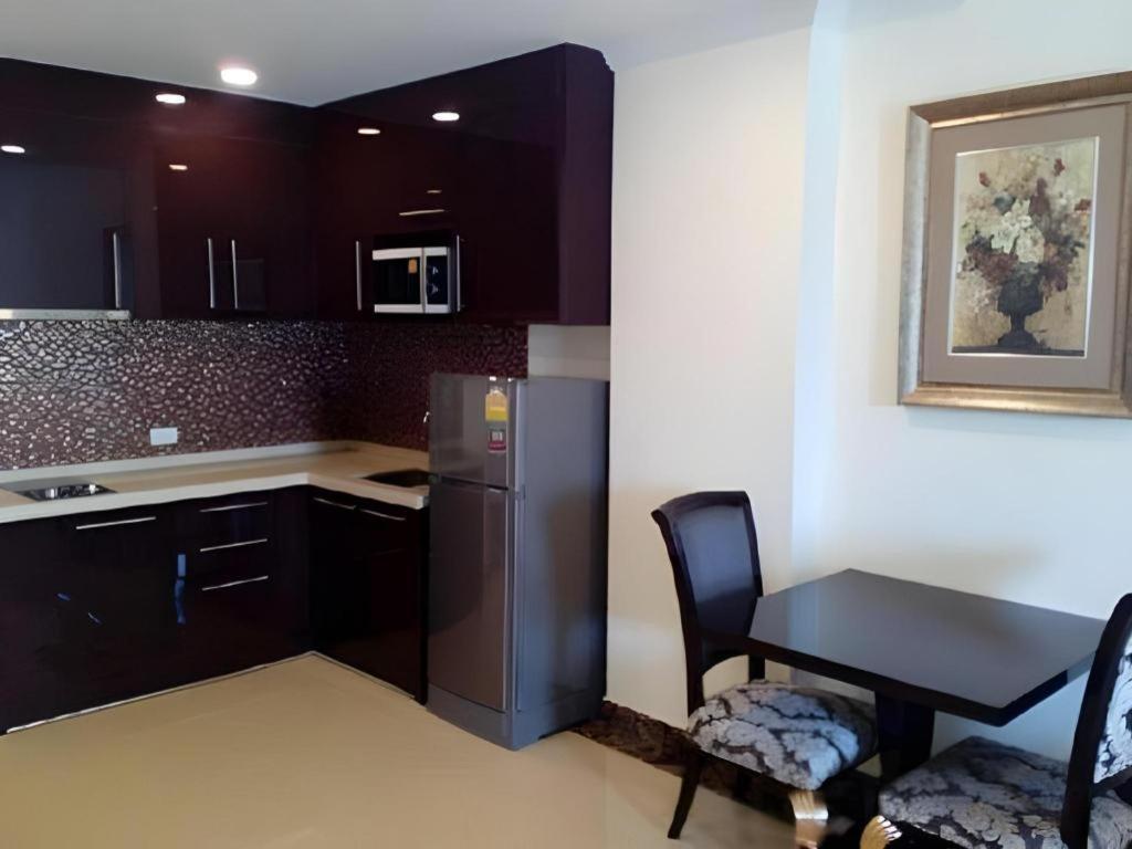 Lk Celestite Pattaya Exterior foto